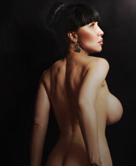 Mistress Escort