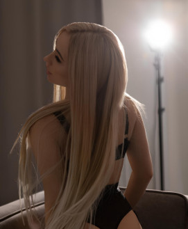 Mistress Escort